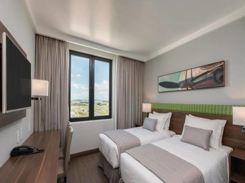Linx Confins Hotel Eksteriør billede