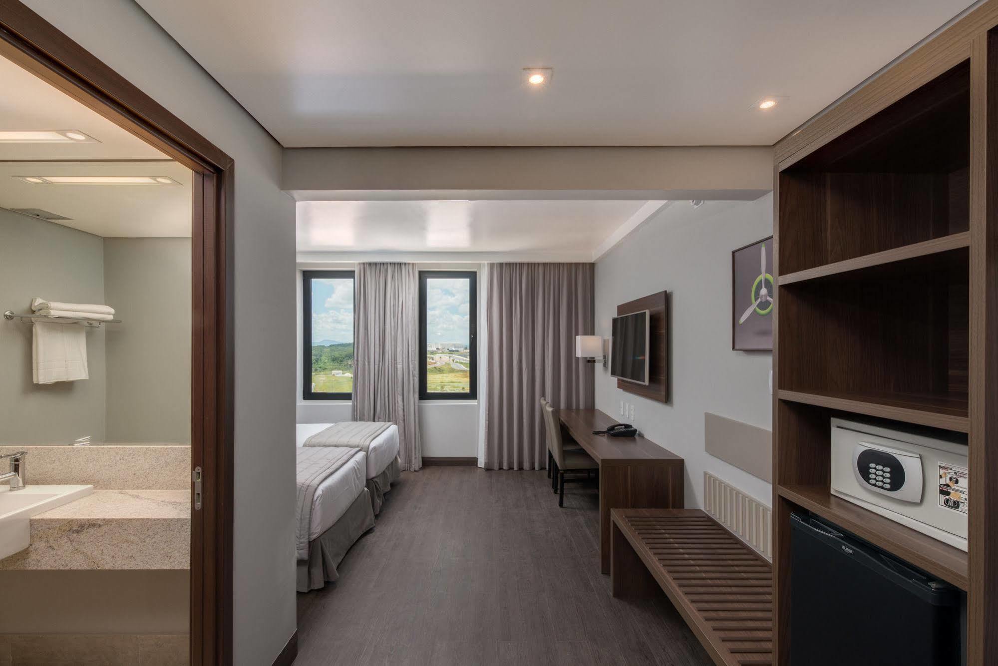 Linx Confins Hotel Eksteriør billede