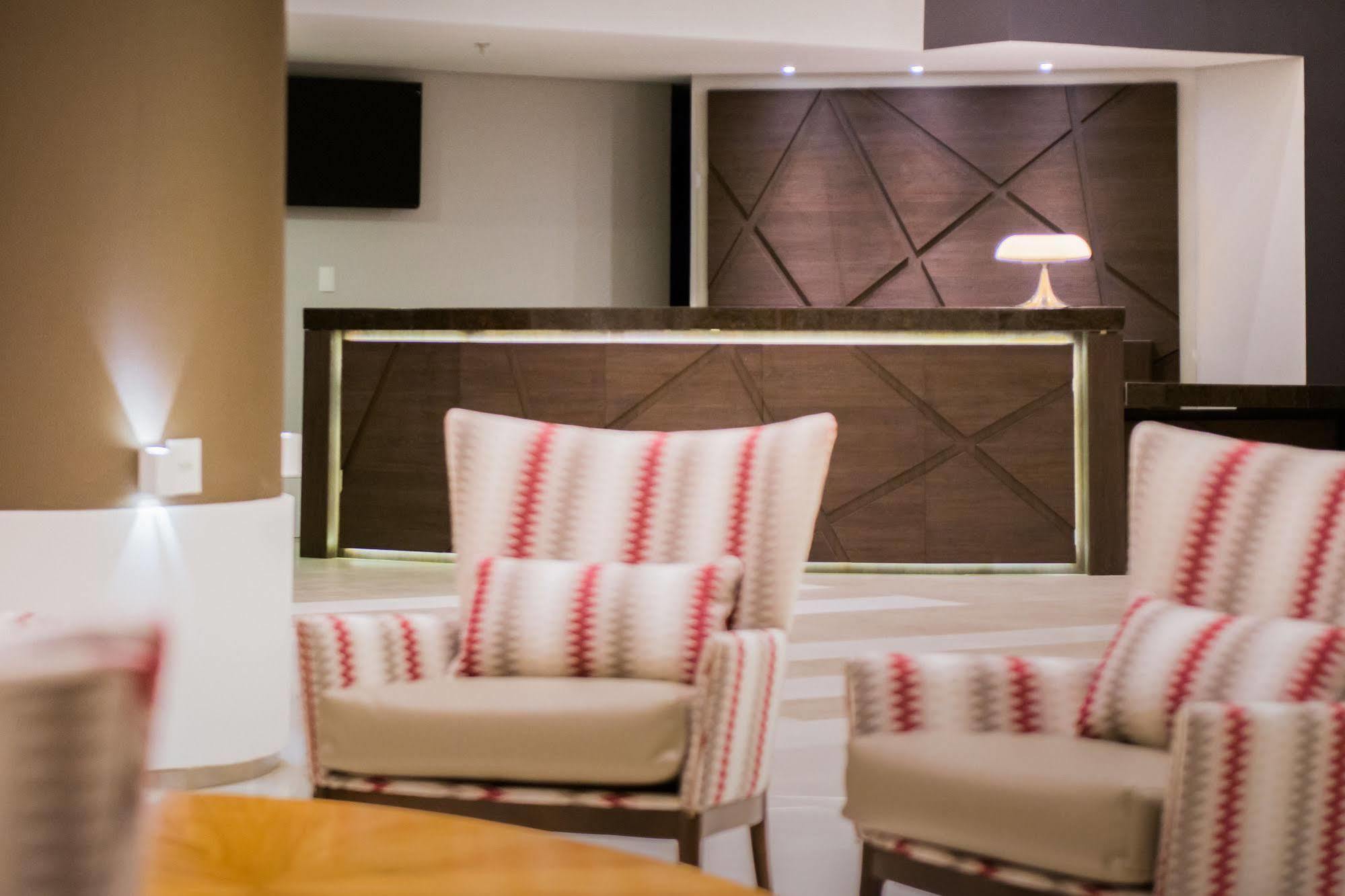 Linx Confins Hotel Eksteriør billede